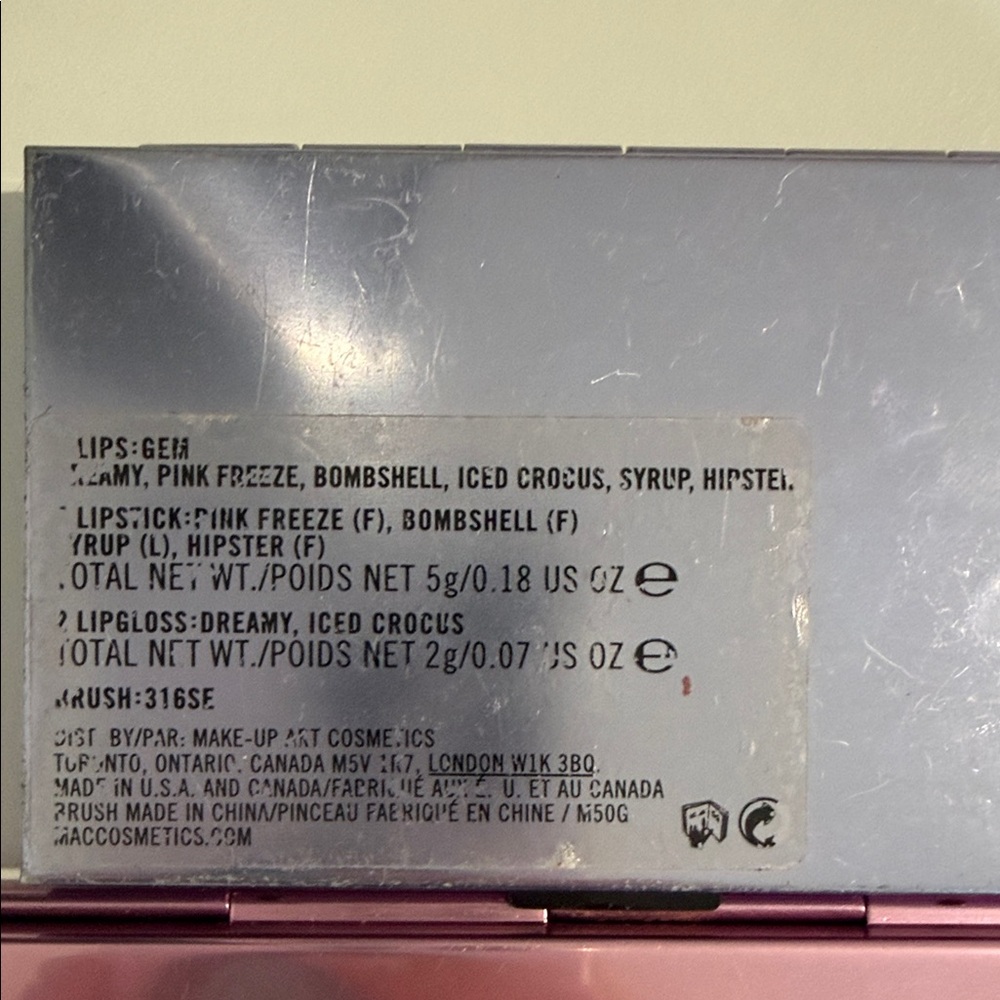 Vintage y2k MAC lip palettes - Picture 2 of 9